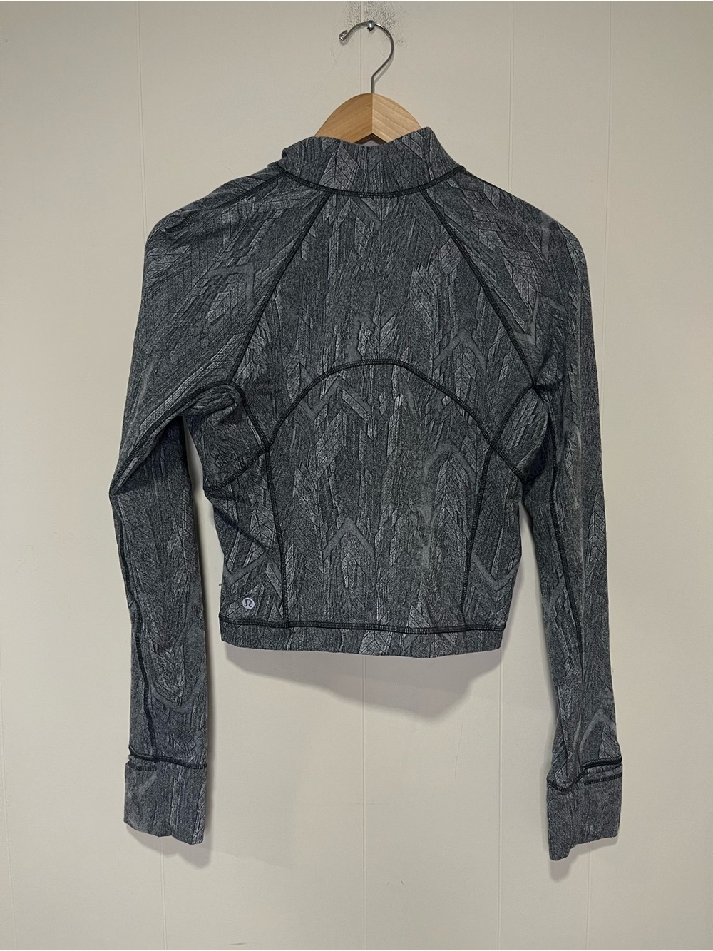 Lululemon Women's Grey Its Rulu Run Cropped Half Zip Up Pullover Size 8 - Picture 5 of 6